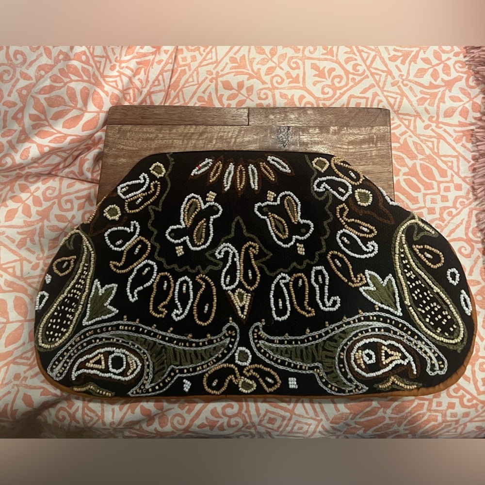 NWT fabulous mj New York beaded clutch